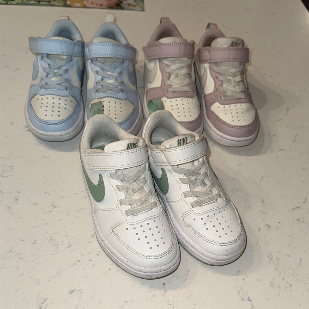 Nike Kids Low-Top Sneakers with Mint Swoosh and Pastel Accents